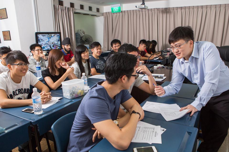 The Benefits of Attending H1 Economics tuition Classes in Singapore post thumbnail image