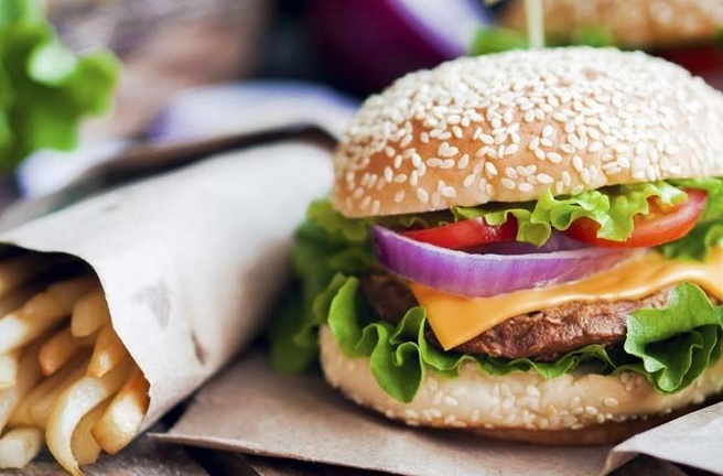 Flavorful Savings in Minutes: Quick Bites with Fast Food Deals post thumbnail image