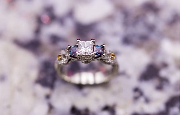 Buy Synthetic Diamond Rings: Sparkle Without Guilt post thumbnail image