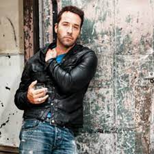 Jeremy Piven on Amazon: Exploring His Digital Footprint post thumbnail image